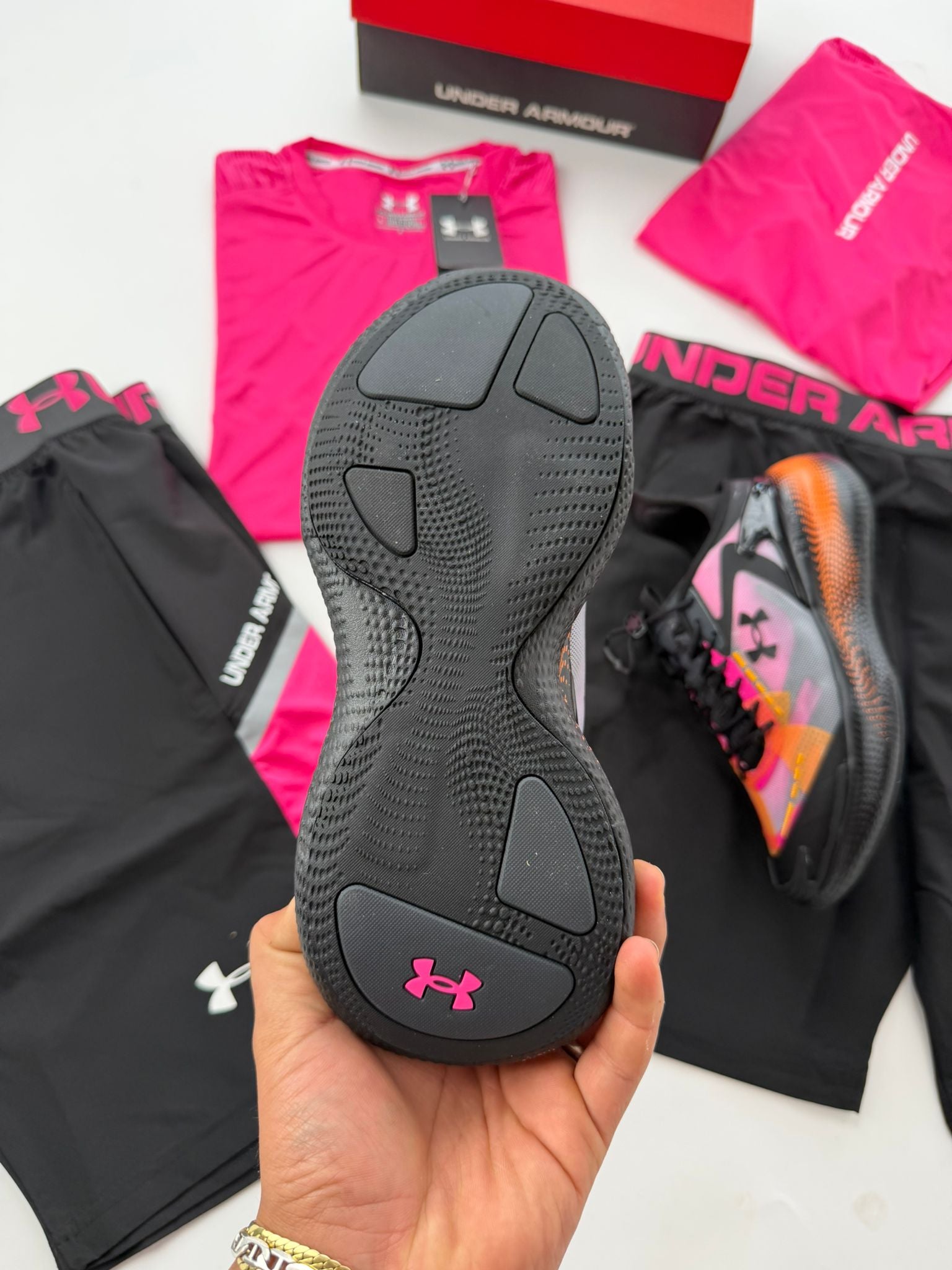 UNDER ARMOUR UA ECHO