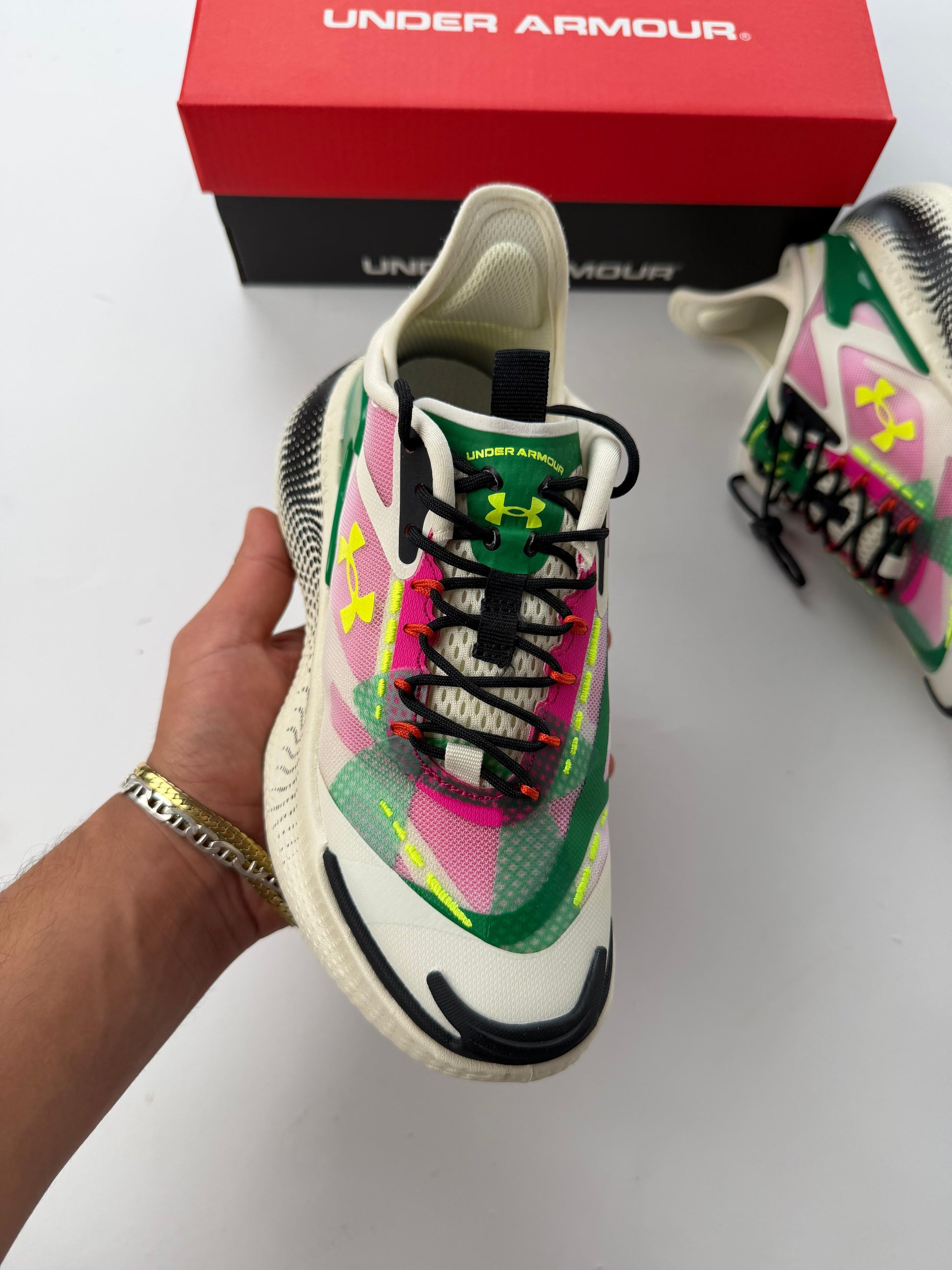 UNDER ARMOUR UA ECHO