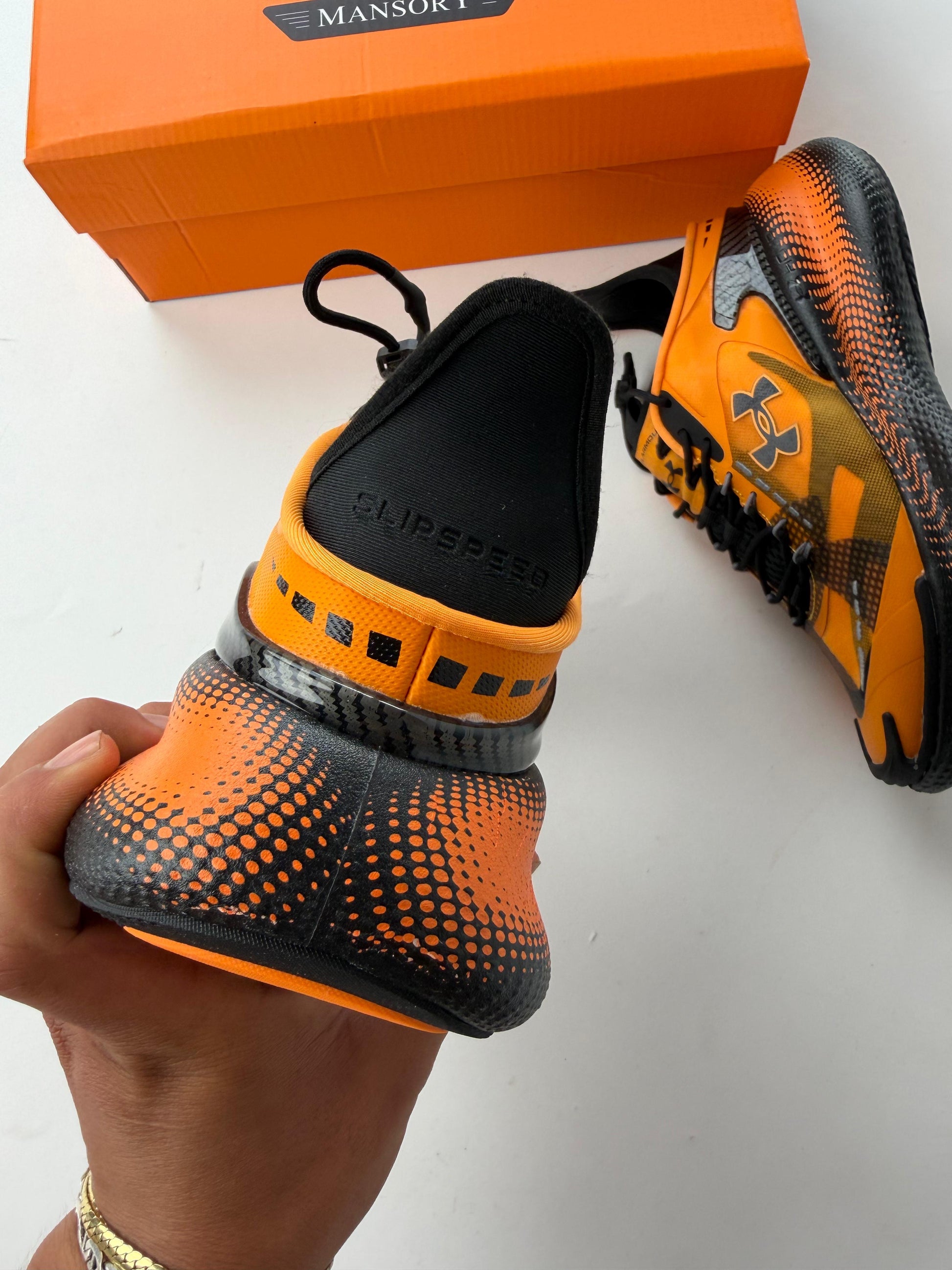 UNDER ARMOUR UA ECHO