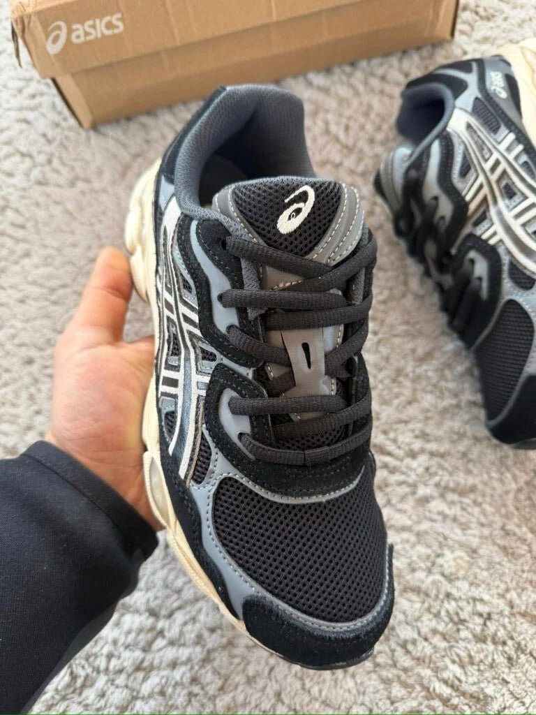 ASICS
