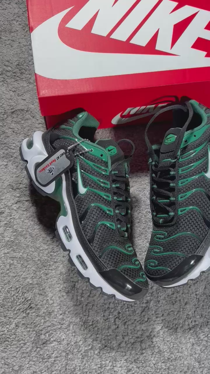 NIKE TN